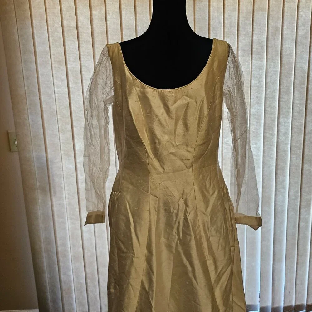 Peter Langer‎ Beige Satin Wedding Dress 10/12
